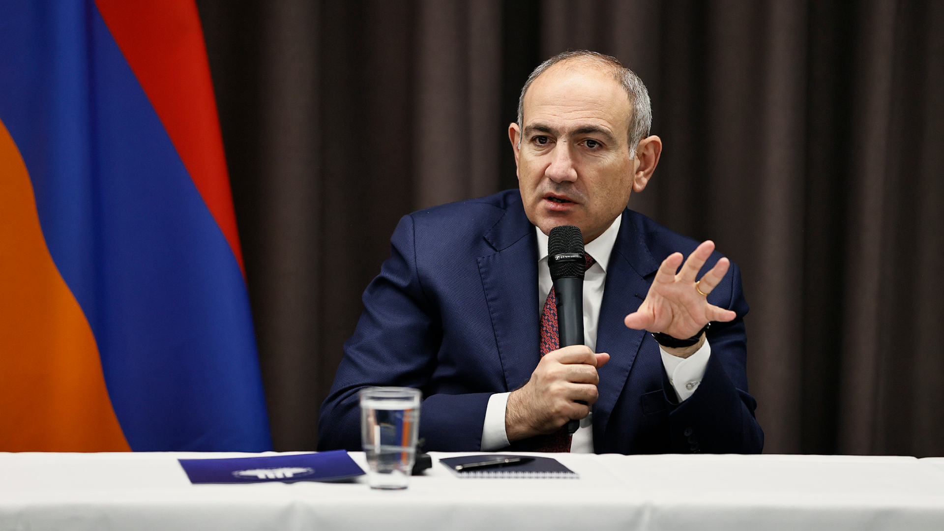 L’Arménie est prête à ouvrir ses routes à l’Azerbaïdjan, mais cela ne peut être unilatéral, selon Pachinian