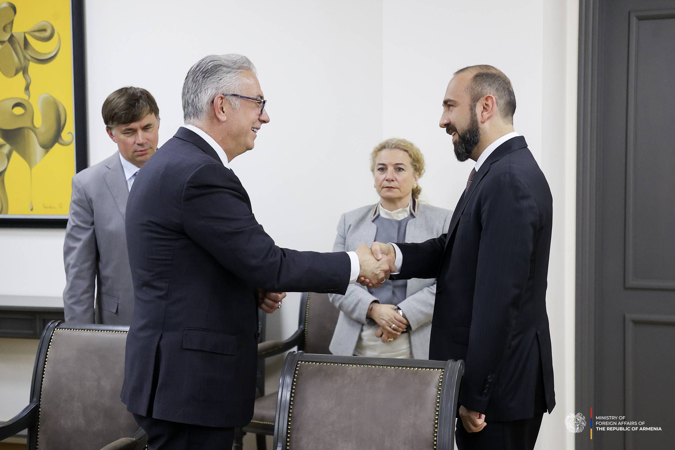 Արարատ Միրզոյանը ԵԽԽՎ նախագահի հետ քննարկել է տարածաշրջանային զարգացումները
