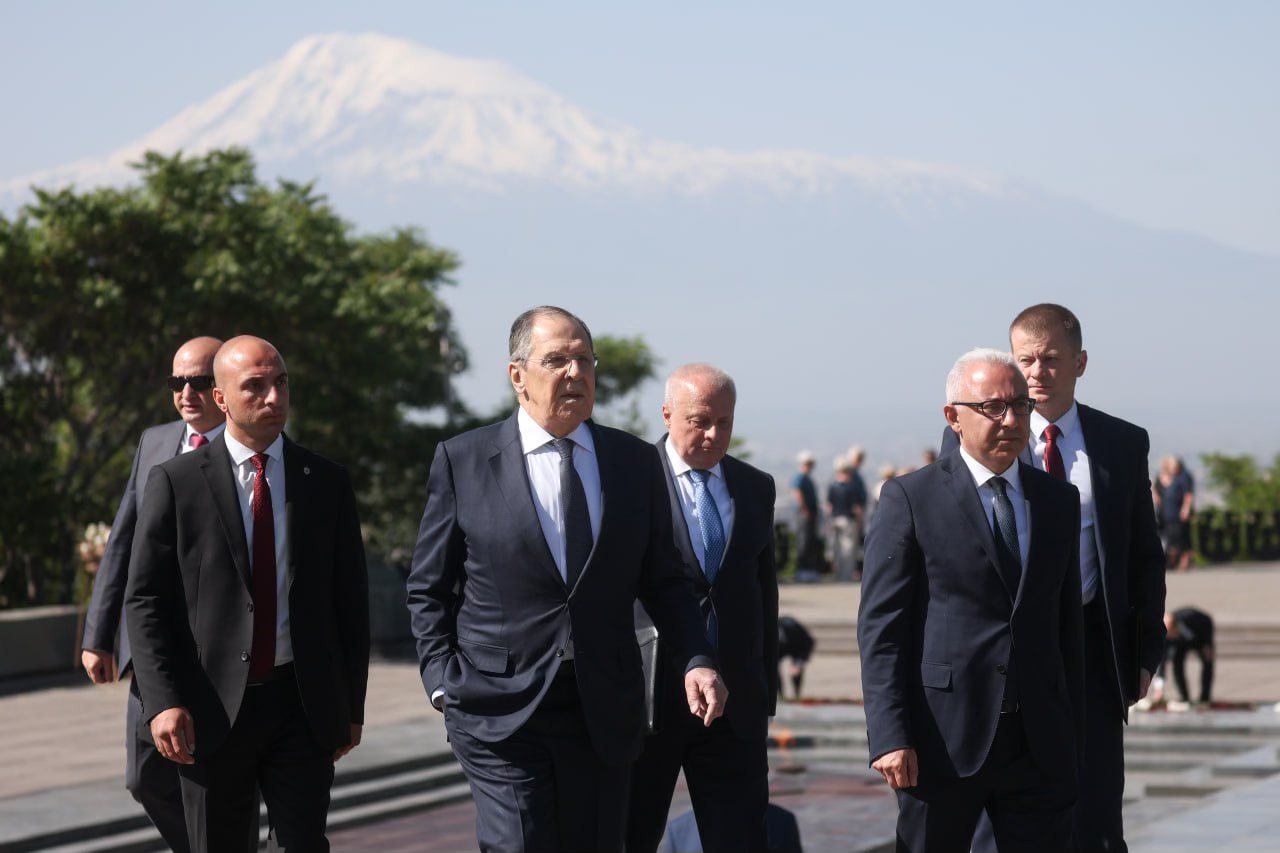 Moscow reasserts role in South Caucasus amid strained ties with Yerevan