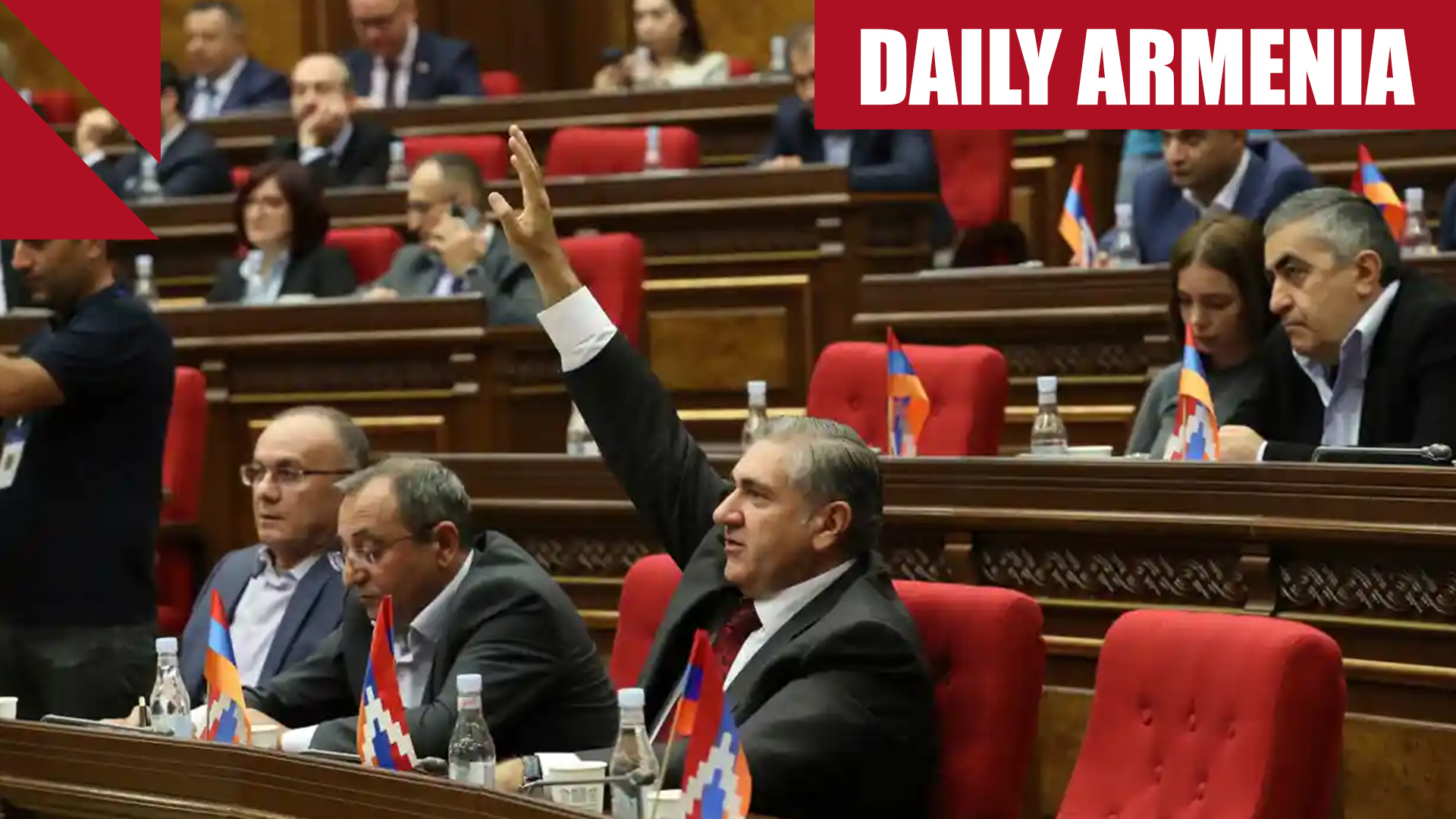 Armenia’s largest opposition group backs removal bid against Pashinyan
