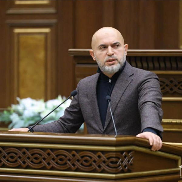 Արմեն Աշոտյան